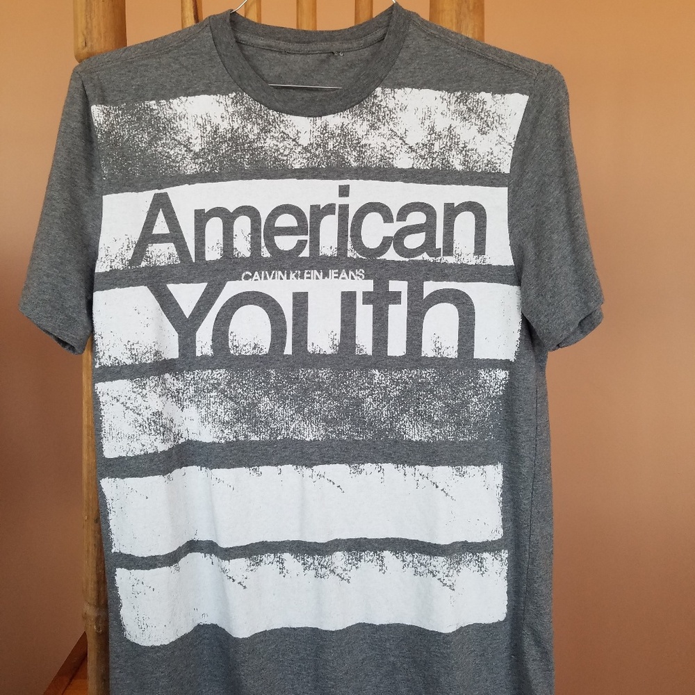 Graphic T-Shirt "AMERICAN YOUTH"